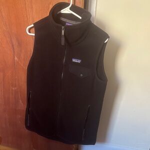 Patagonia Black Fleece Vest with Zip Pockets